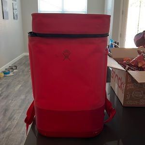 22 L hard backpack cooler